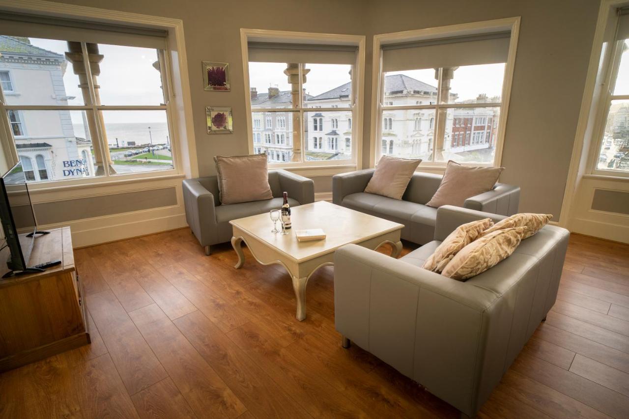 Cornerhouse Apartments Llandudno Esterno foto