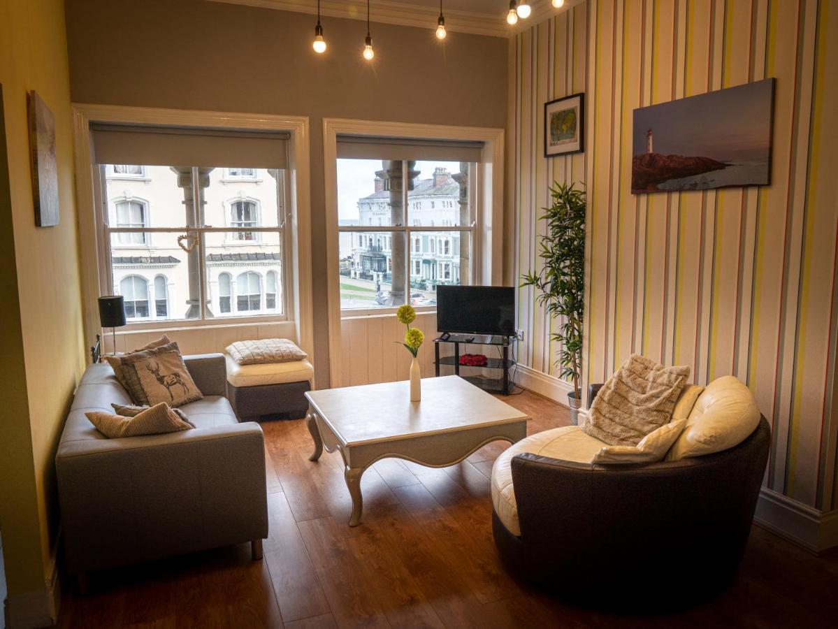 Cornerhouse Apartments Llandudno Esterno foto