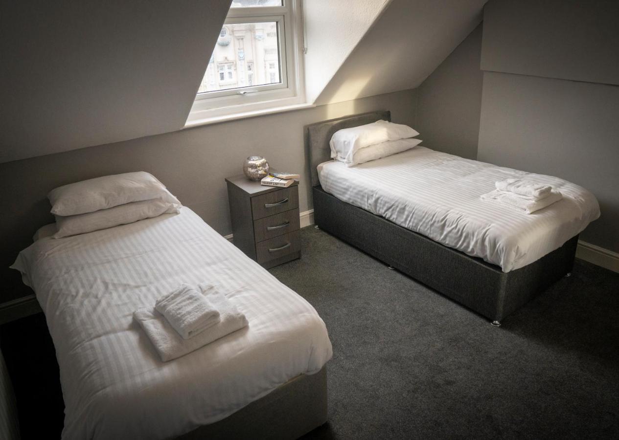 Cornerhouse Apartments Llandudno Esterno foto