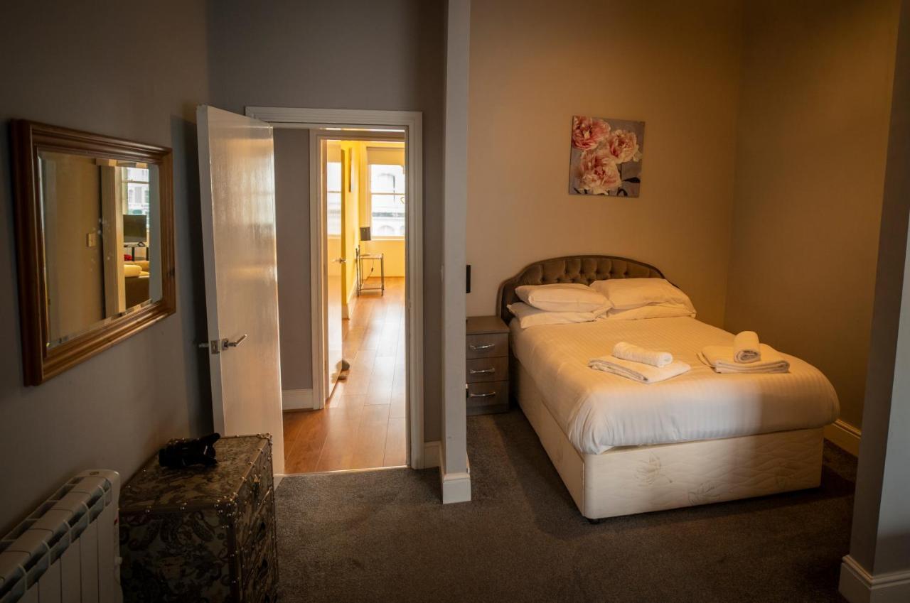Cornerhouse Apartments Llandudno Esterno foto