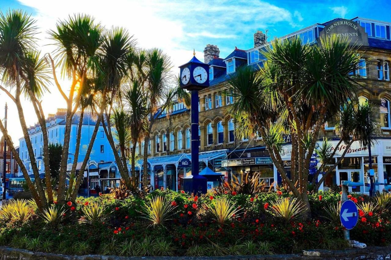 Cornerhouse Apartments Llandudno Esterno foto